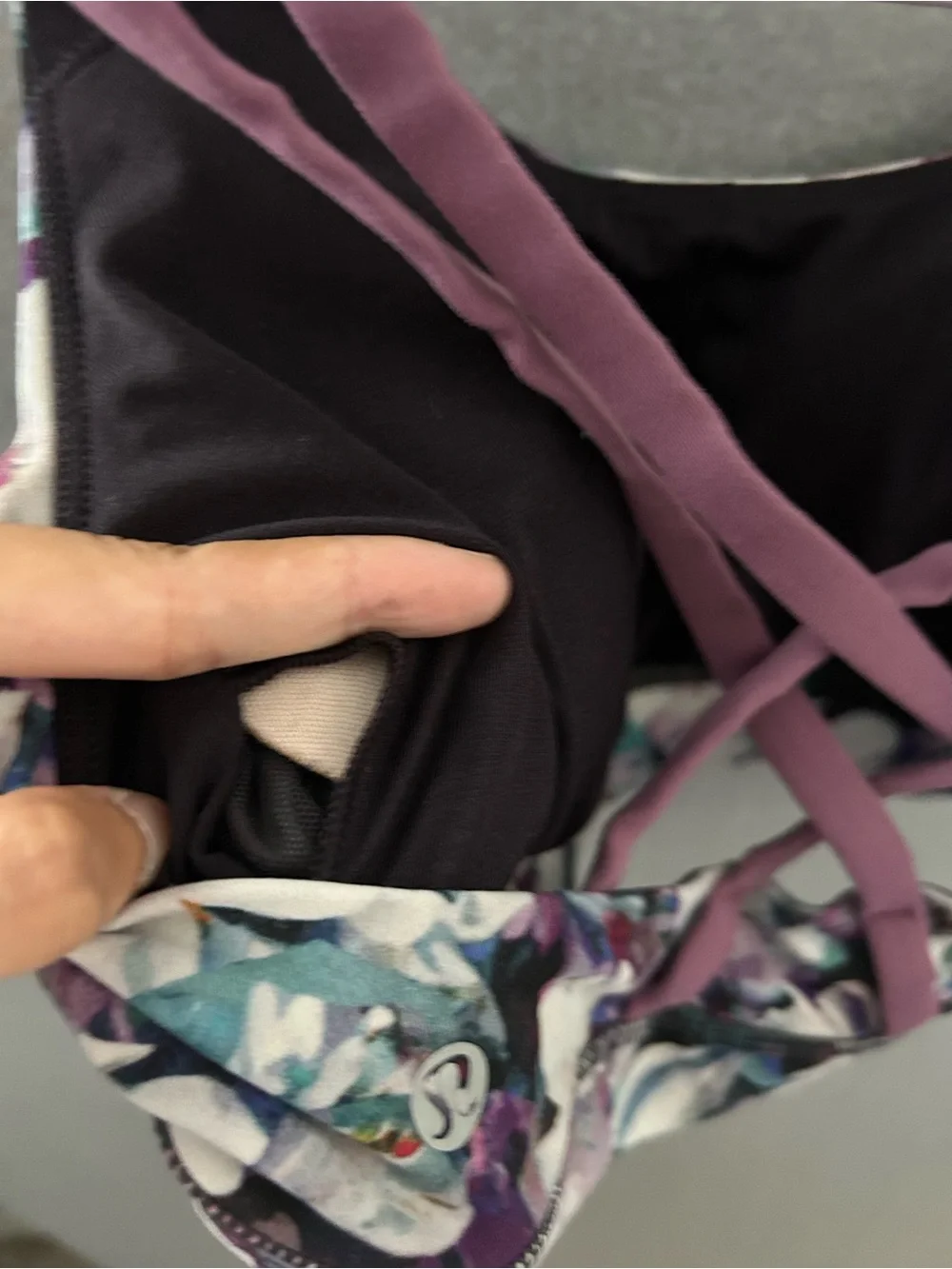 Lululemon Energy Bra Size 8 Utopia Multi/Vintage Plum with padding
